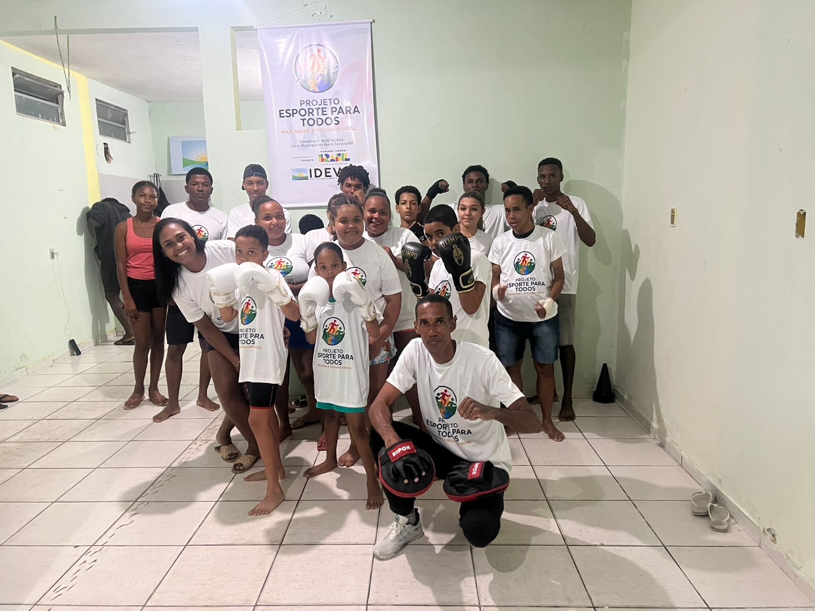 PROJETO ESPORTE PARA TODOS: É LINDO DE VER O ENTUSIASMO DOS ALUNOS DA AULA DE BOXE! 🥊✨