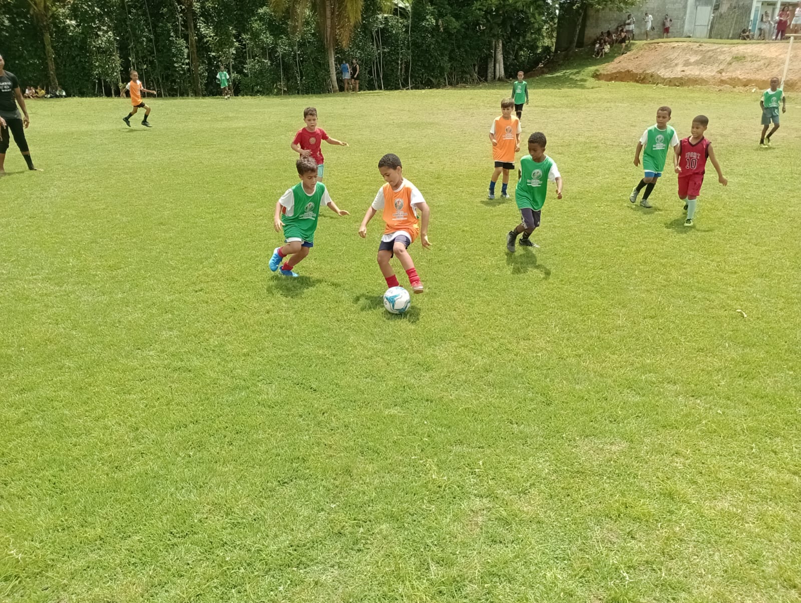Projeto Esportes para Todos promove mais uma semana de atividades em Muniz Ferreira