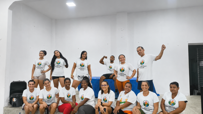 Atividades de aeróbica incentivam uma rotina mais ativa e saudável